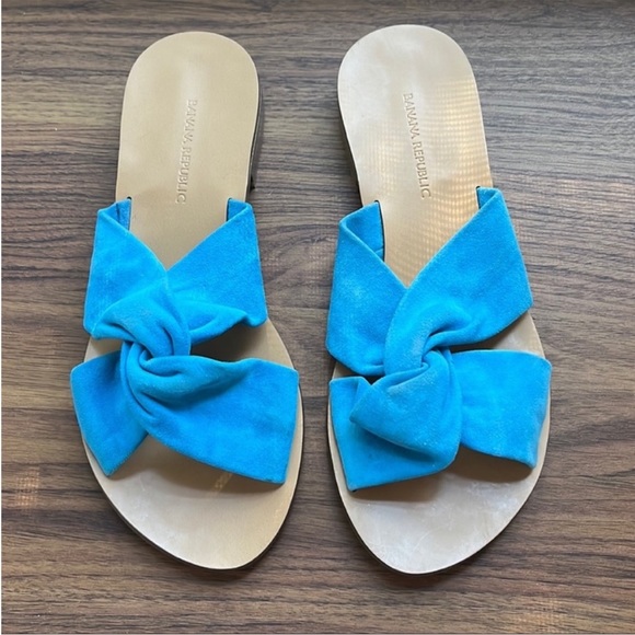 Banana Republic Shoes - Banana Republic Karolina Blue Suede Knotted Sandal Size 6.5